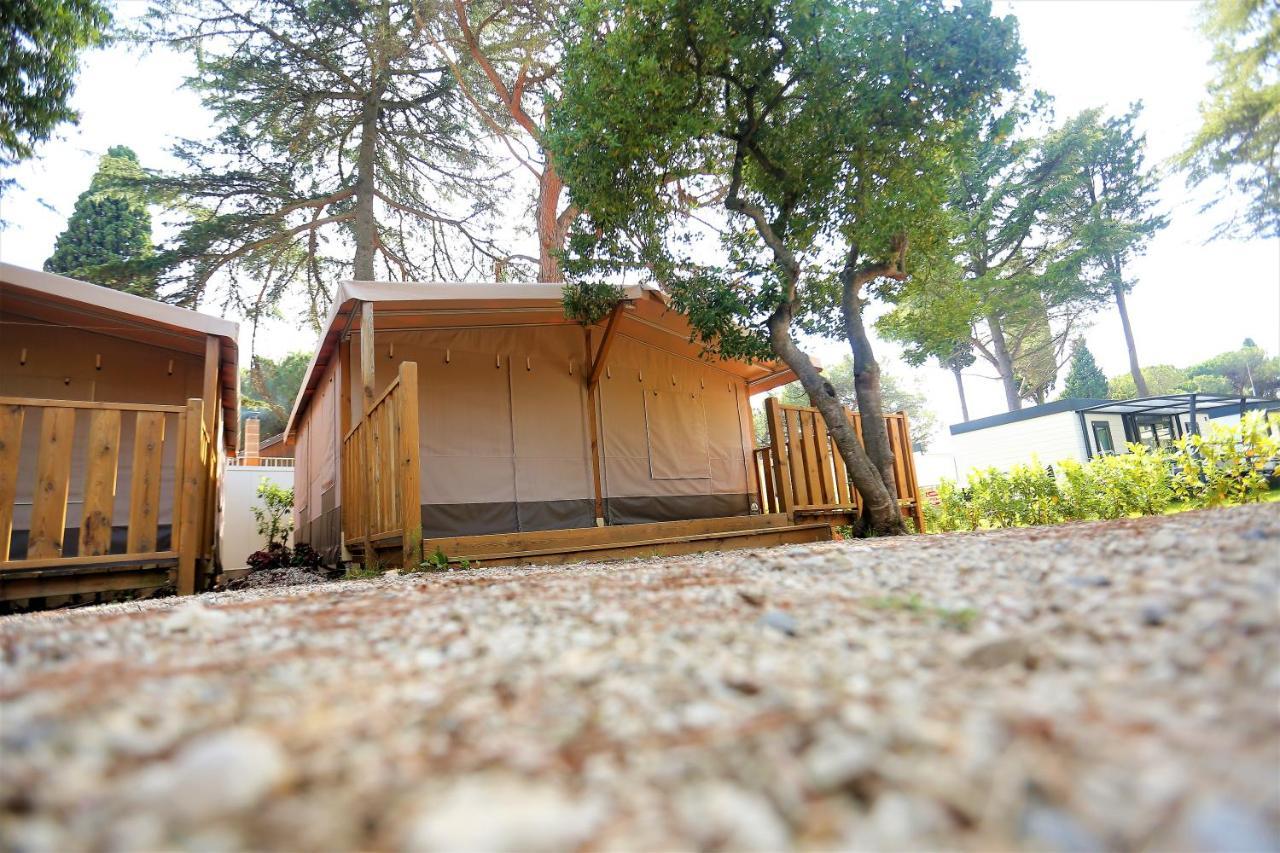 Boutique Camping Materada Beach ポレッチ エクステリア 写真