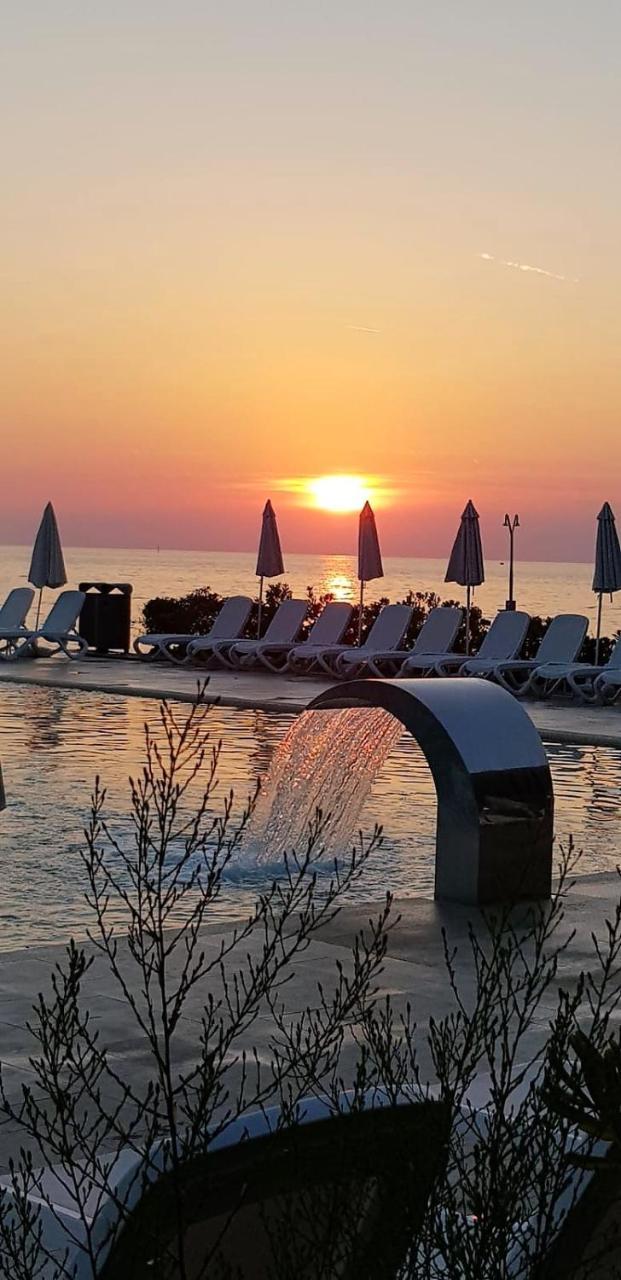 Boutique Camping Materada Beach ポレッチ エクステリア 写真