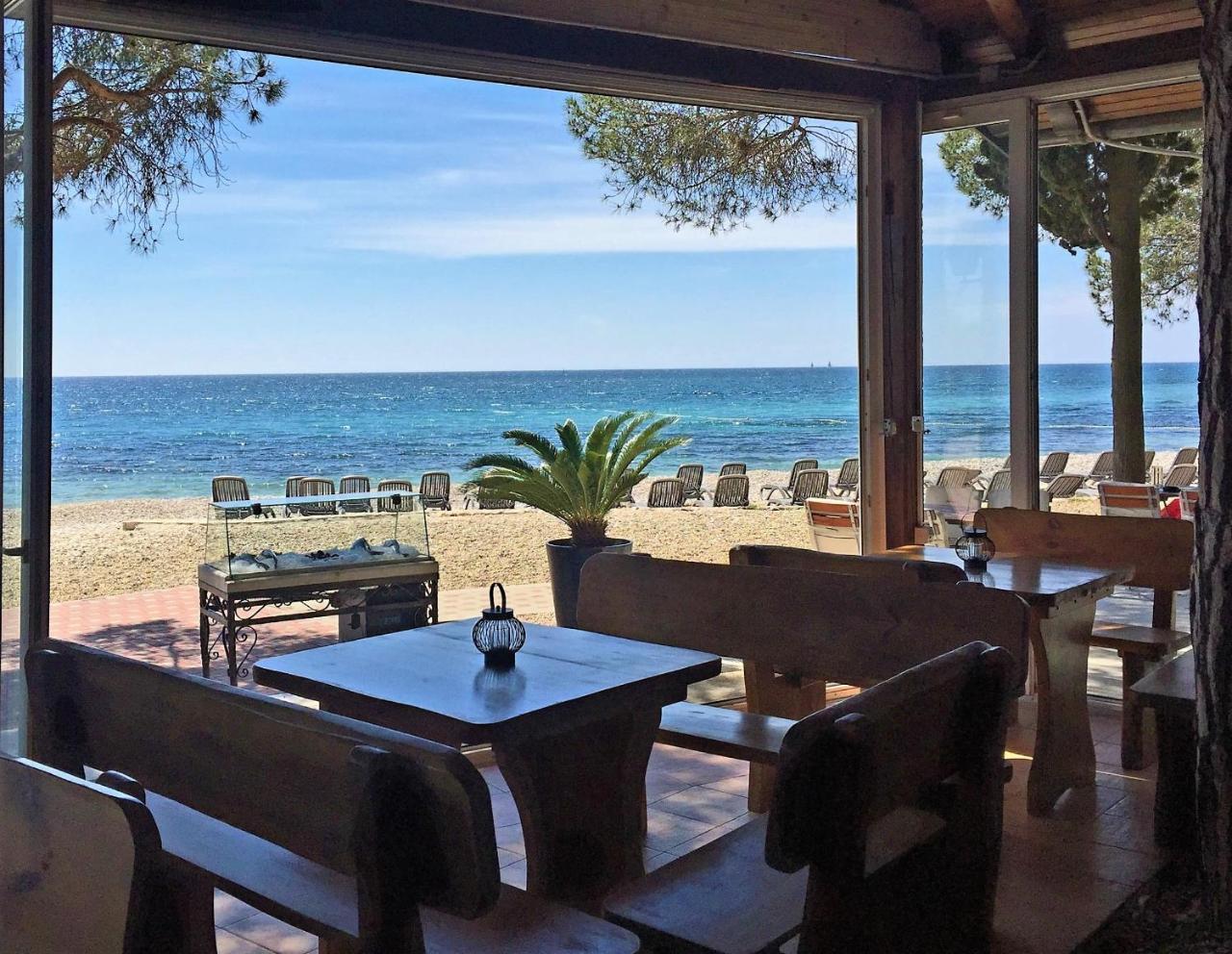 Boutique Camping Materada Beach ポレッチ エクステリア 写真
